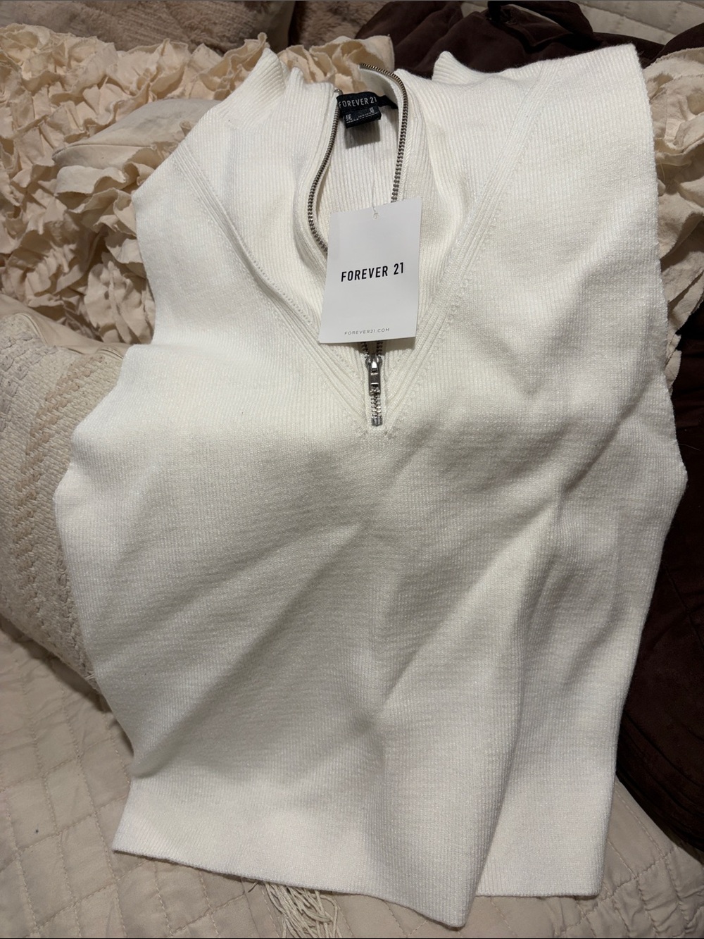 Forever 21 White V-Neck Half-Zip Sweater